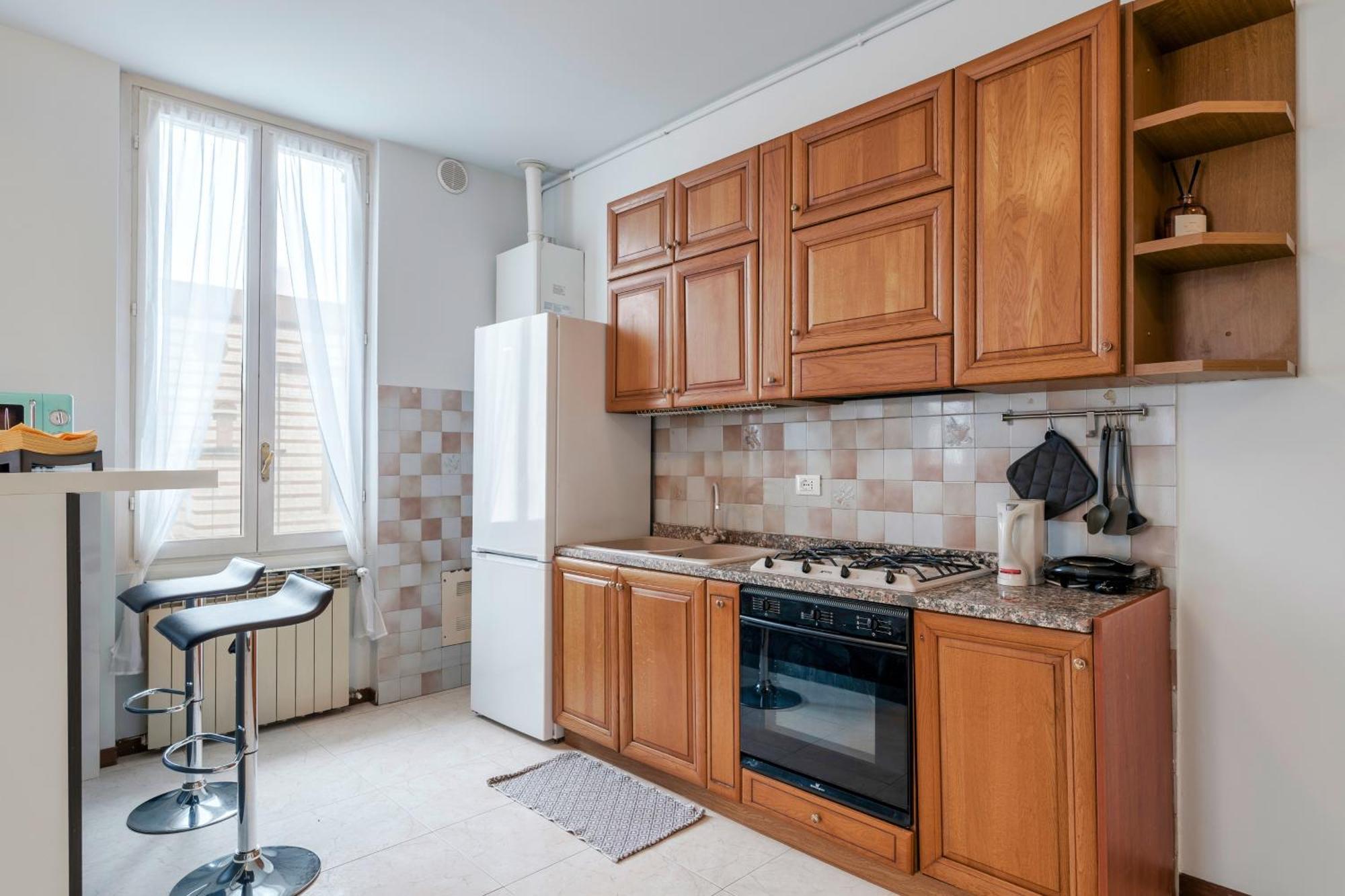 In Via Cremona - - By Host4u Apartamento